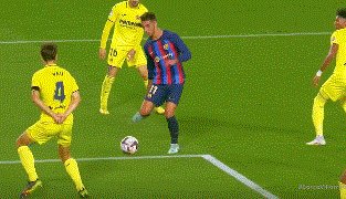 开云体育下载-【西甲】莱万梅开二度 安苏破门 巴萨3比0黄潜