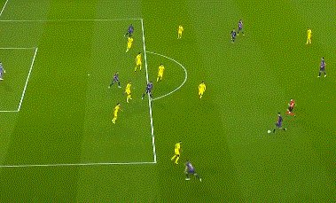 开云体育下载-【西甲】莱万梅开二度 安苏破门 巴萨3比0黄潜