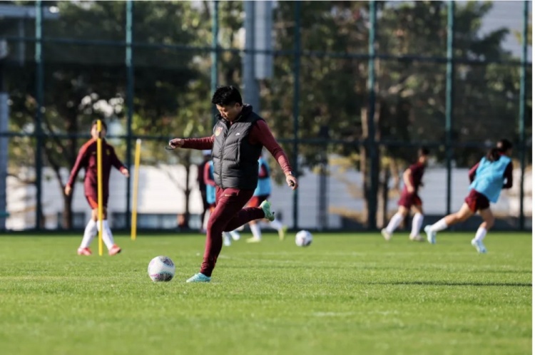 中国U17女足新帅马晓旭：我是一个喜欢挑战的人