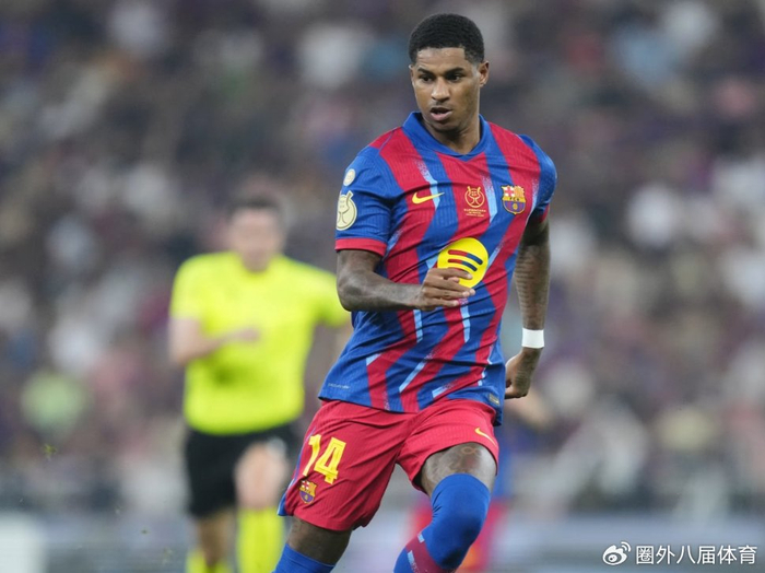 开云体育App-三赢交易！英媒：巴萨3000万欧分期买断拉什福德，大幅降薪签3年|巴塞罗那|马库斯·拉什福德|曼联|伊恩·拉什|球员_新浪体育_新浪新闻