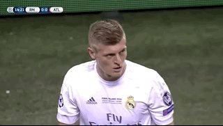 开云体育入口-英名哨：欧冠决赛皇马进球越位 找平衡还马竞点球